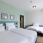 Continental Frankfurt فرانكفورت