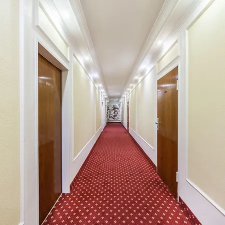 Continental Frankfurt מלון פרנקפורט