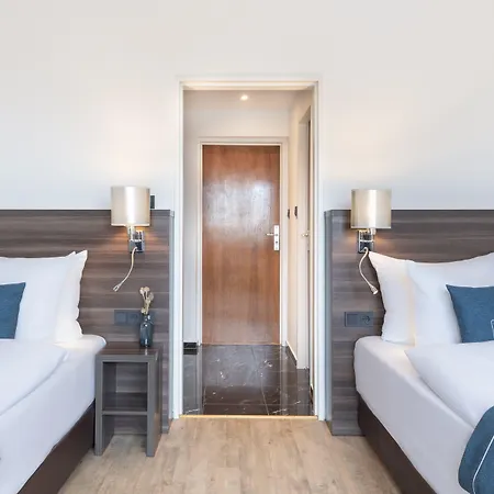 Continental Frankfurt פרנקפורט