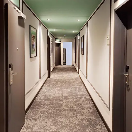 Novum Continental Frankfurt Hotel 3*