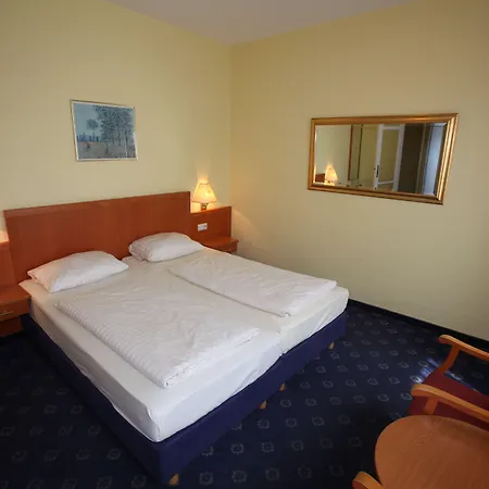 ホテル Continental Frankfurt 3*