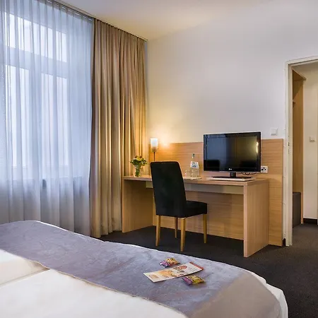 Continental Frankfurt 3*
