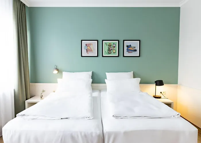 Continental Frankfurt 3*