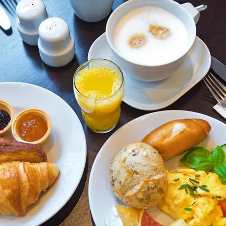Novum Continental Frankfurt Hotel 3*