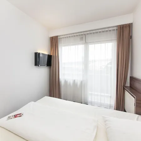 Continental Frankfurt 3*