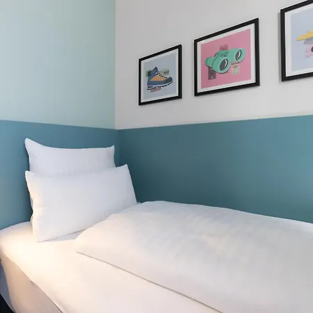 Continental Frankfurt 3*
