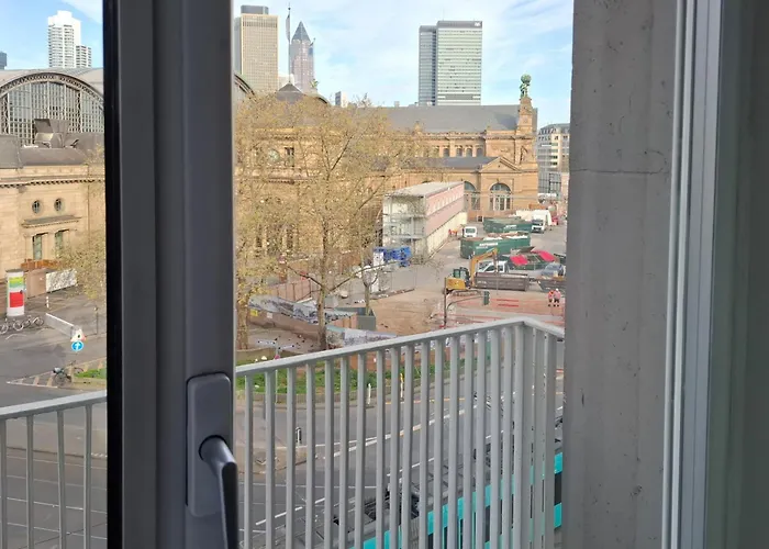 Novum Continental Frankfurt Hotel 3*